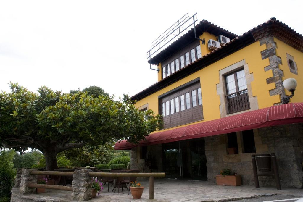 El Foyu Hotel Colunga Ngoại thất bức ảnh